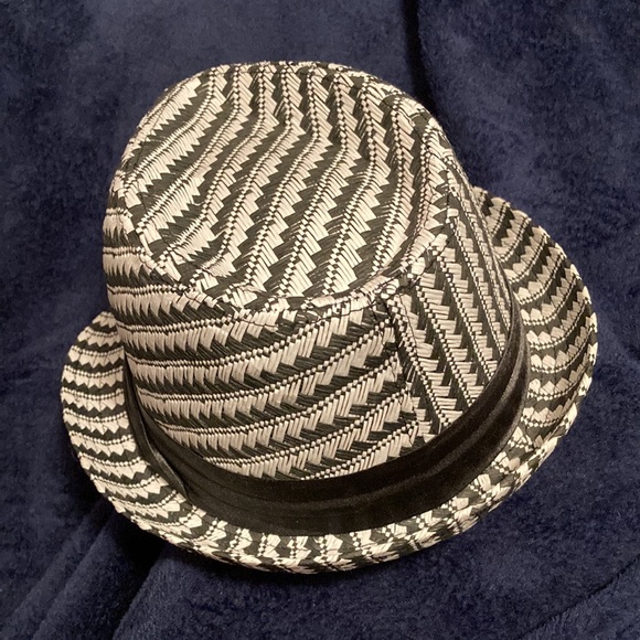 ⭐️ Host Pick!!!! ⭐️ - Unisex Woven Straw Hat Black White Satin Band - Picture 10 of 11